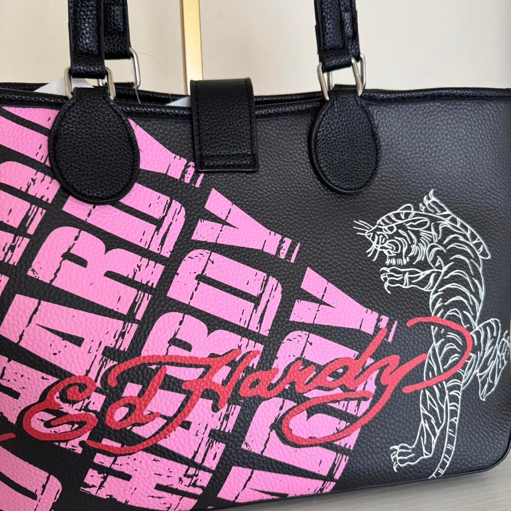 Ed Hardy Bag - Picture 5 of 8
